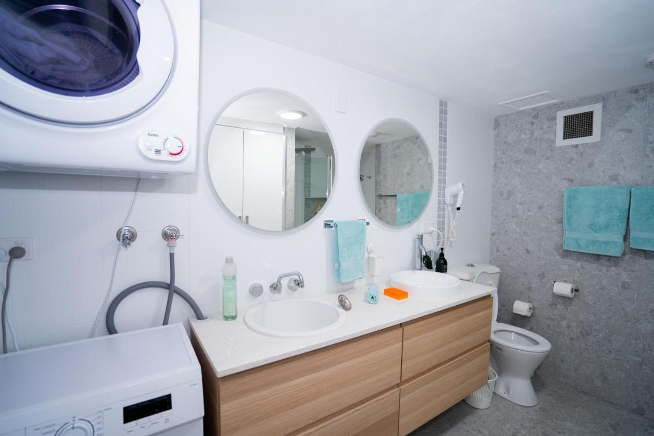 Large Surfers Paradise Apartment With Fantastic Views Gold Coast Dış mekan fotoğraf