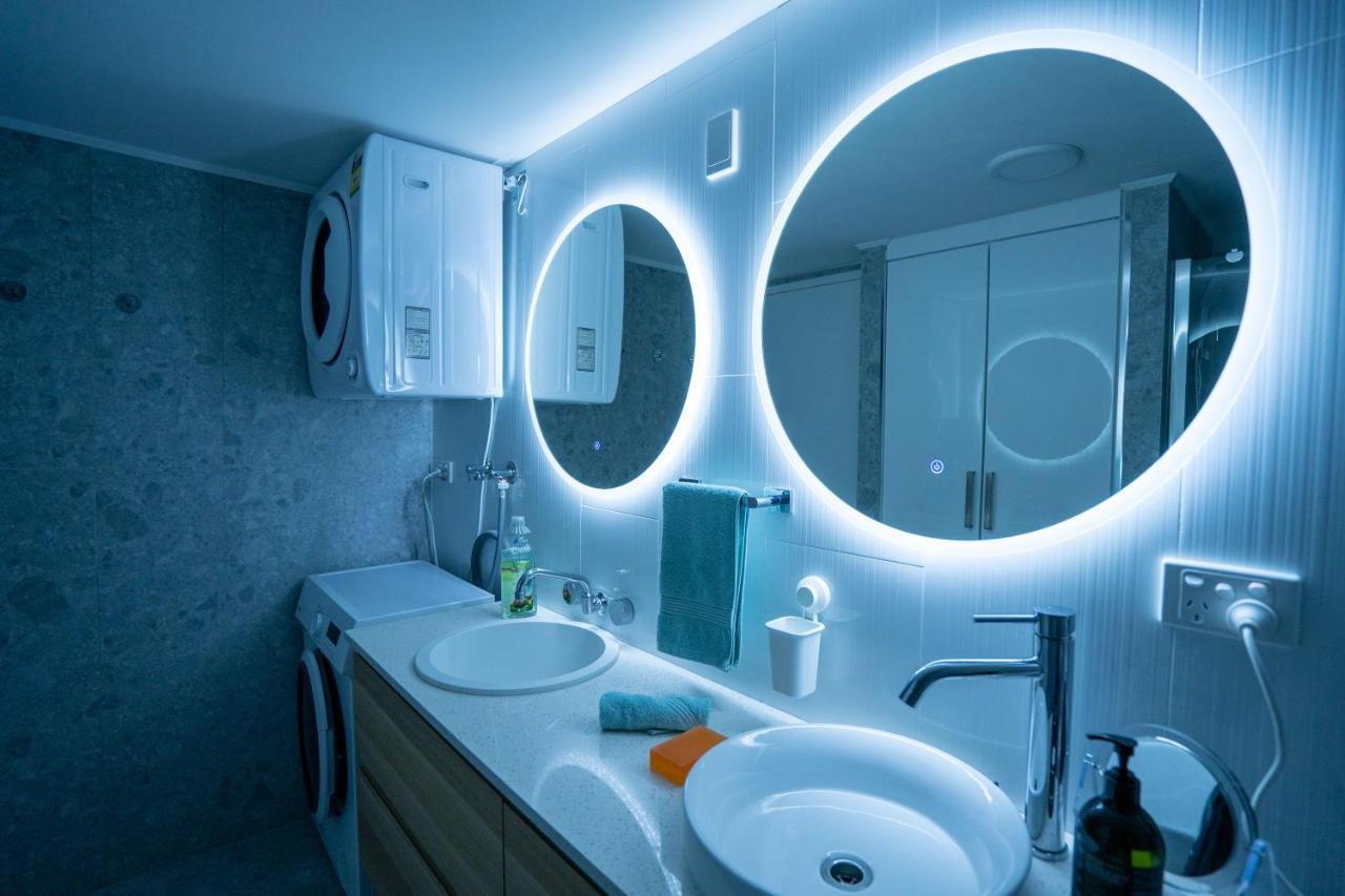 Large Surfers Paradise Apartment With Fantastic Views Gold Coast Dış mekan fotoğraf
