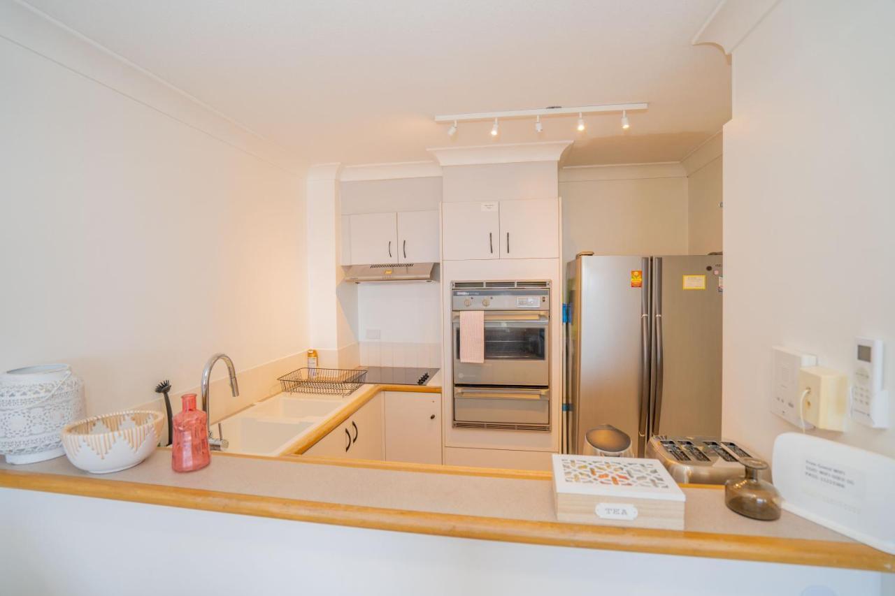 Large Surfers Paradise Apartment With Fantastic Views Gold Coast Dış mekan fotoğraf